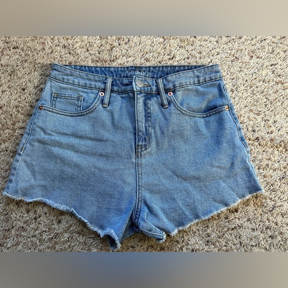 WOMENS WILD FABLE HIGH RISE BLUE JEAN SHORTS SIZE 8 STONE WASH FRAYED